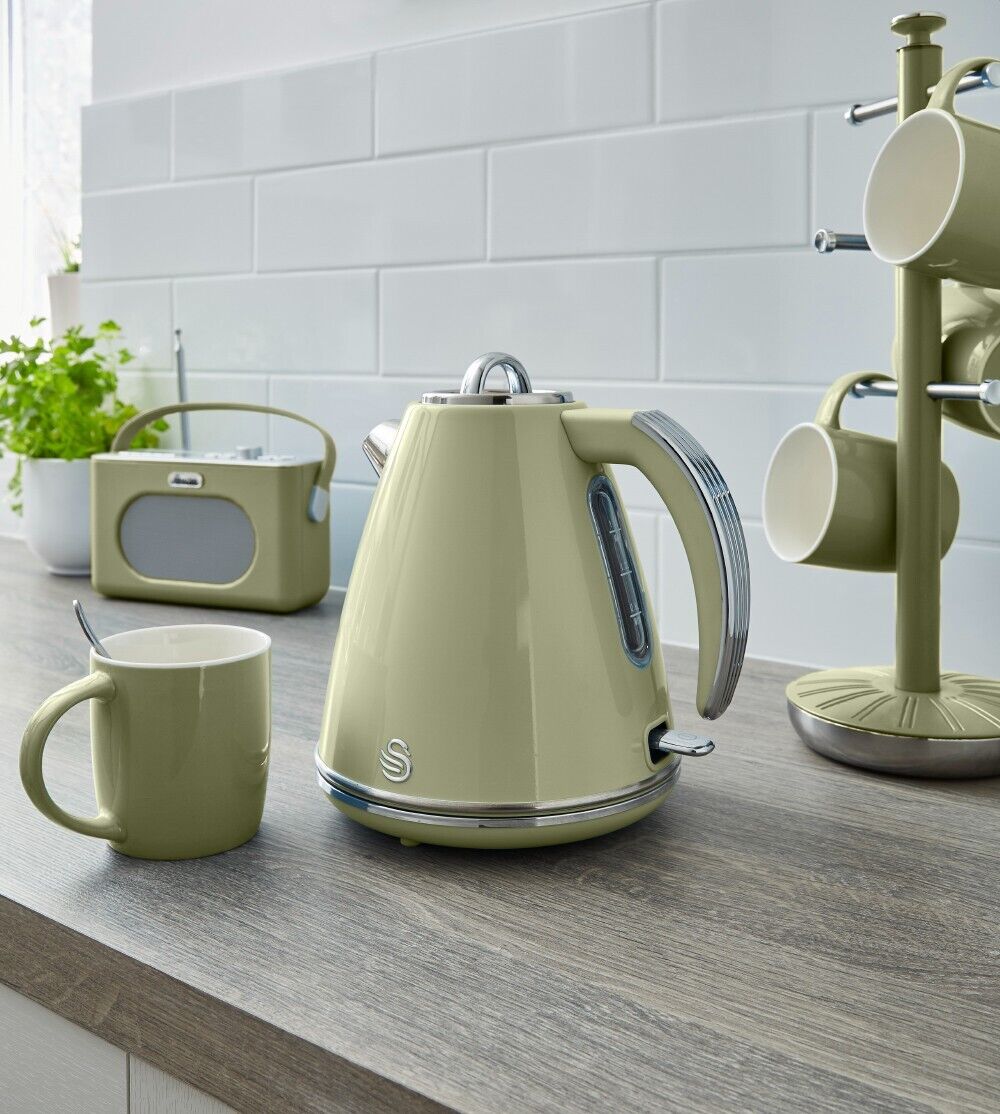 Swan Retro Green 1.5L 3KW Jug Kettle, 4 Slice Toaster, 8L Dual Basket Air Fryer and 3.5L Slow Cooker Matching Set