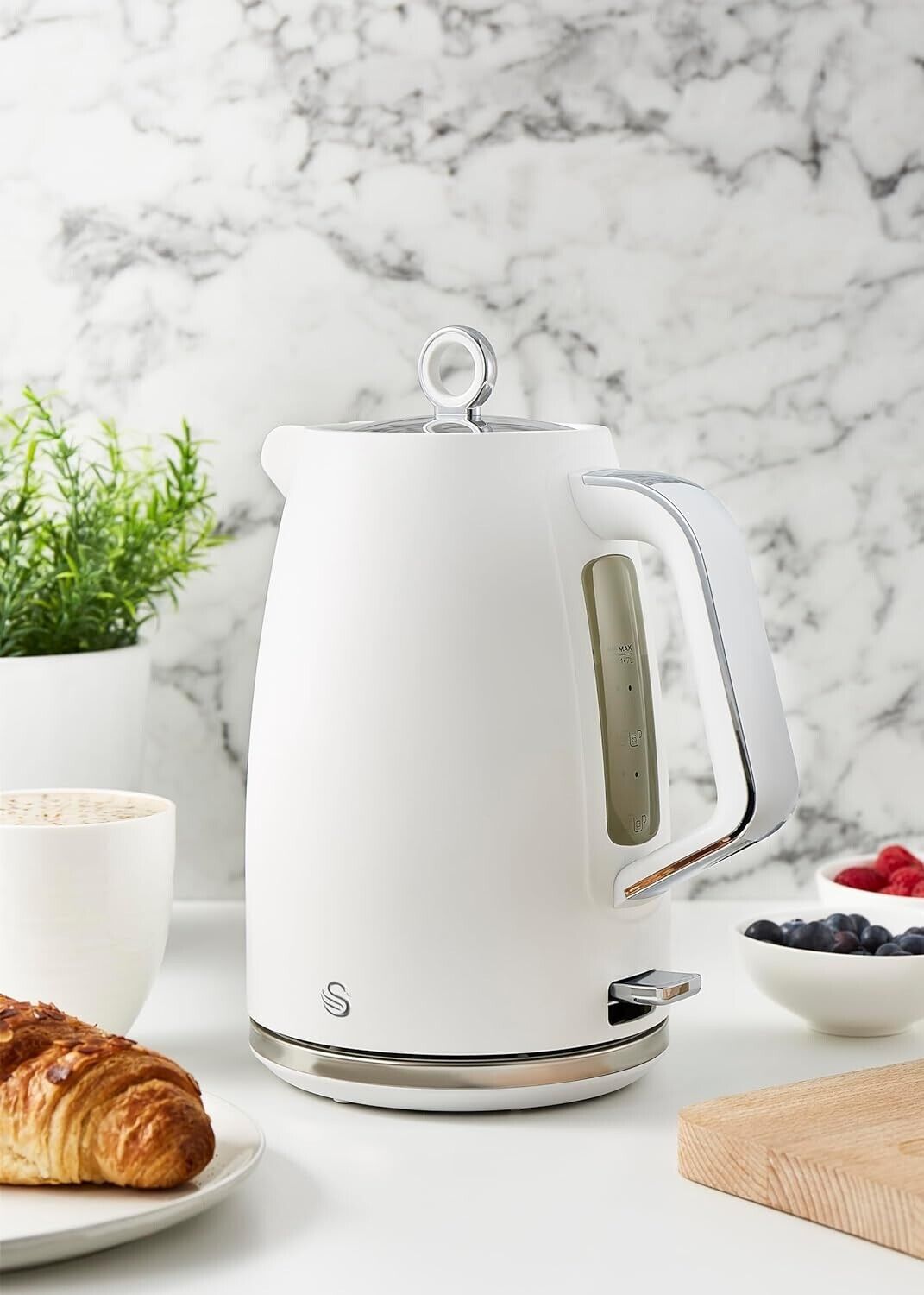 Swan Serenity White 1.7L 3KW Kettle, 4 Slice Toaster, Bread Bin. Matching Kitchen Set in White