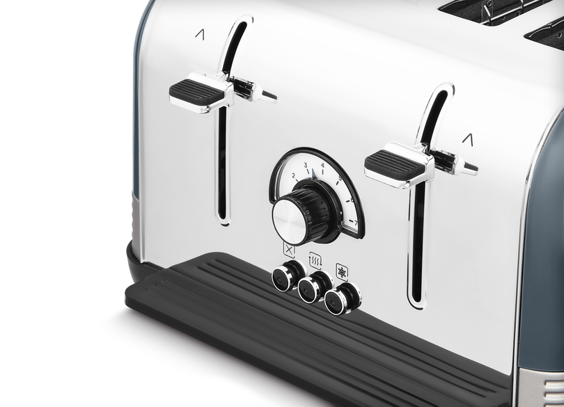 Morphy Richards Venture Retro 4 Slice Toaster in Basalt Colour 240335