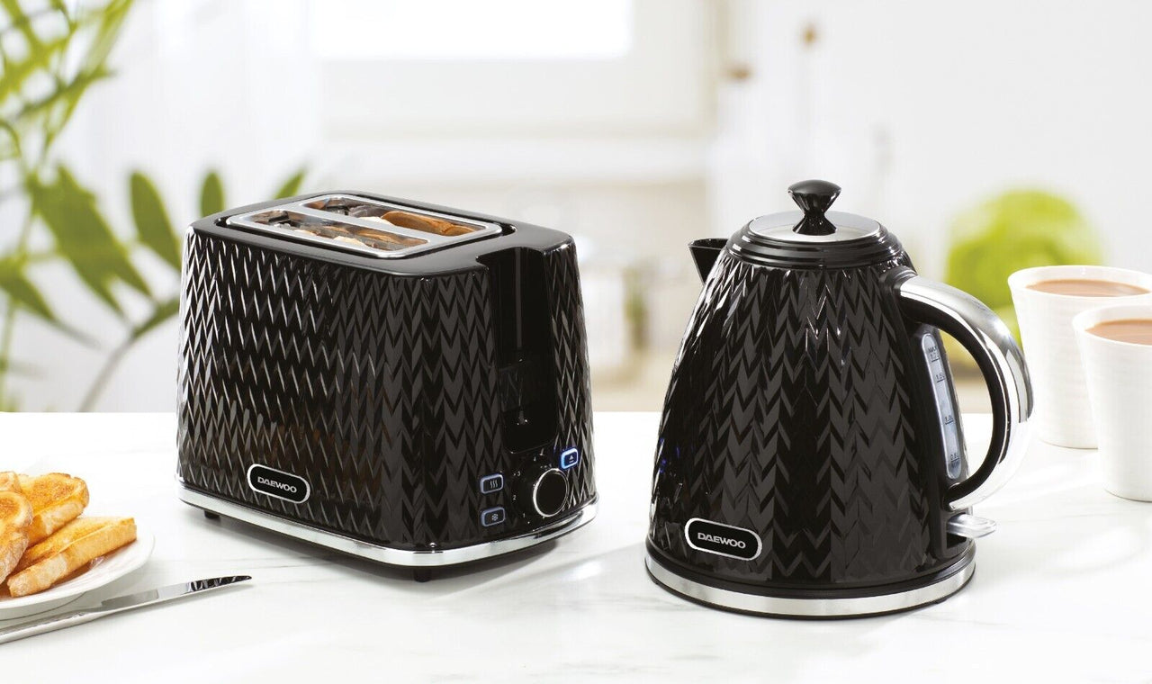 Daewoo Argyle Black 1.7L 3KW Jug Kettle & 2 Slice Toaster Matching Set