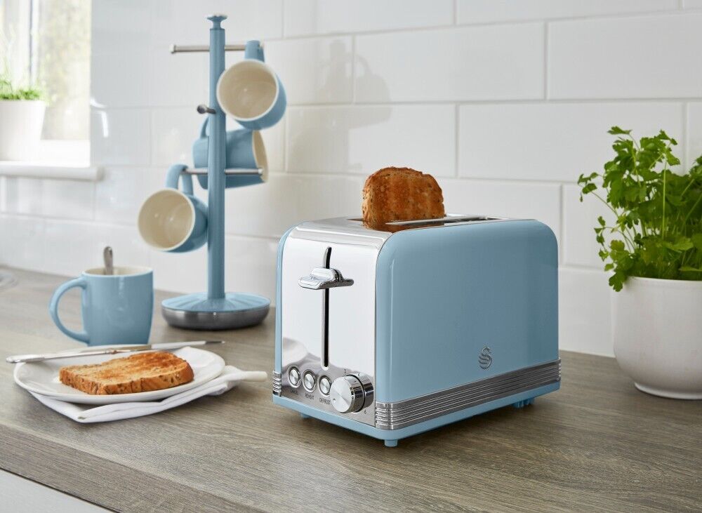 Swan blue kettle and hot sale toaster