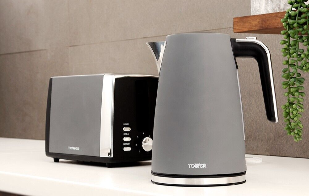 Tower Ash Modern & Contemporary 1.7L 3KW Kettle & 2 Slice Toaster Grey & Chrome