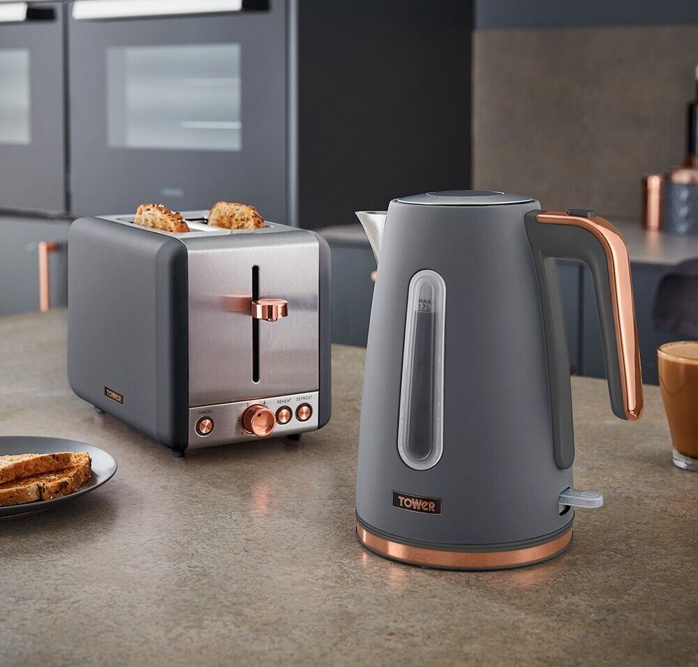 Rose gold on sale kettle and toaster