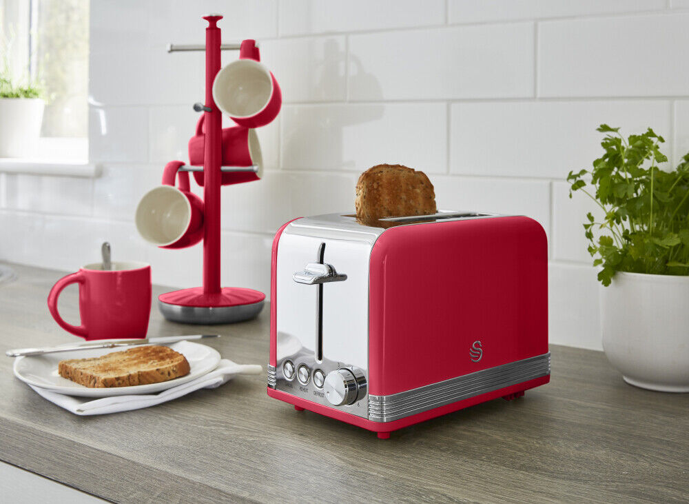 Swan red retro store kettle