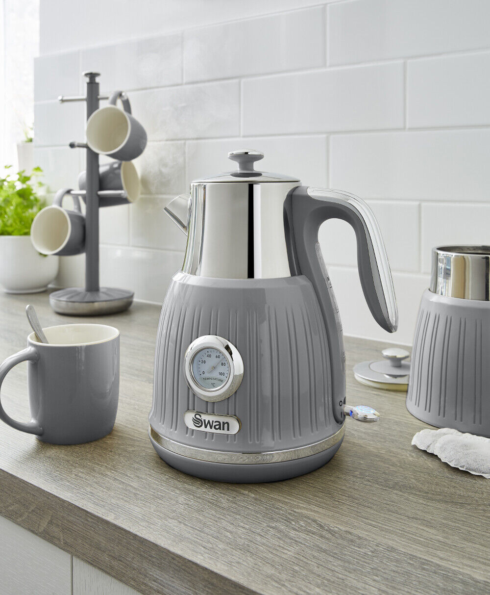 Swan kettle store and toaster grey